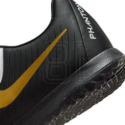 5. Nike Phantom GX II Academy IC M FJ2581-100 football boots