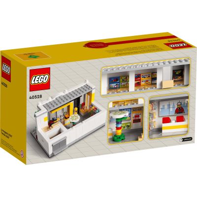 2. LEGO Promotional 40528 – LEGO Store