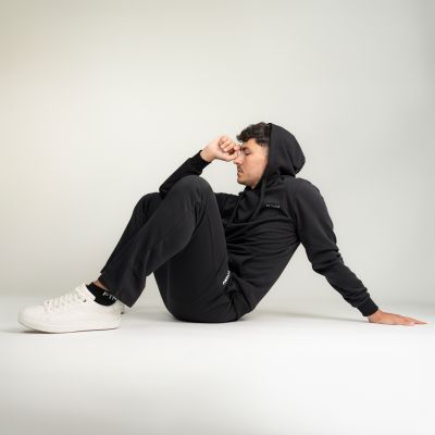 8. Men's FARI Sweatshirt