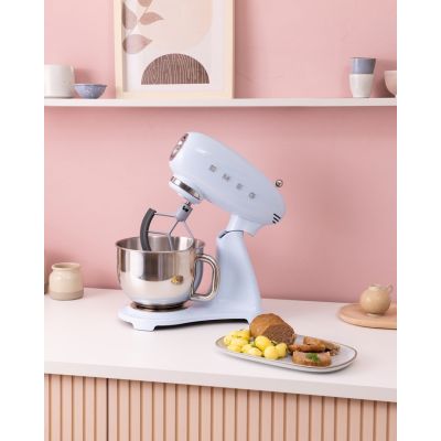 16. Smeg SMF05PBEU Stand Mixer 1000W Blue