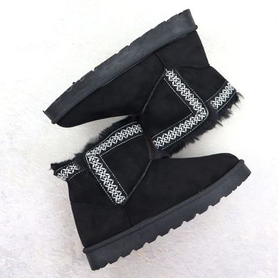 11. Women's black suede snow boots Potocki 06303