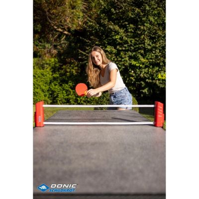17. OUTDOOR WEATHERPROOF TABLE TENNIS SET 2 RACKETS 3 BALLS
