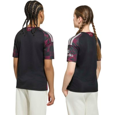 4. adidas Liverpool FC 26/27 Third Jersey Kids' Shirt Black and Pink KB8284