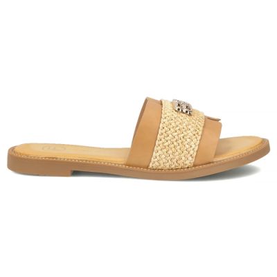 2. Women's beige beach flip-flops Filippo DK7899