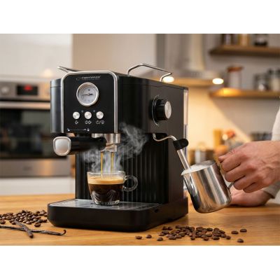 8. ESPERANZA EXCELSA COFFEE MACHINE EKC010