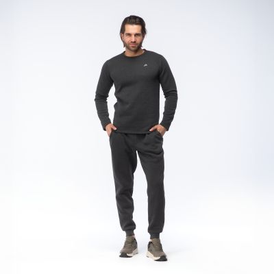 6. Men’s Long-Sleeve Shirt ATHLUXE LS