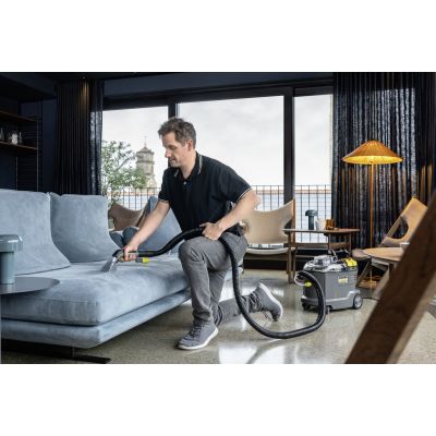 5. KARCHER Puzzi 8/1 (1.100-240.0) washing vacuum cleaner