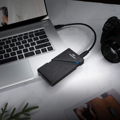 13. ADATA SE920 Thunderbolt Technology 4TB USB Type-C USB4 Gen 3x2 Black