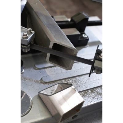 17. FLEX BAND CUTTER SBG4910 230/CEE