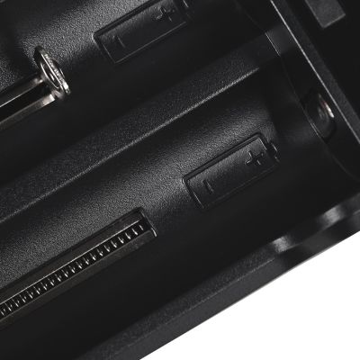 6. XTAR CHARGER FOR CYLINDRICAL BATTERIES LI-ION / NI-MH / NI-CD 18650 VC2SL