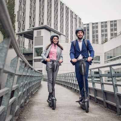 9. Rockbros B62 Bike Bag for Handlebar or Frame 2L - Black