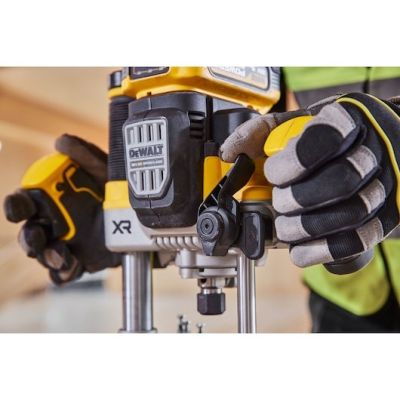 14. DeWALT DCW620NT-XJ Router/Trimmer Black, Yellow 23000 RPM