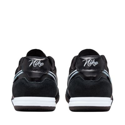3. Nike Tiempo Streetgato HQ7017 046 football boots
