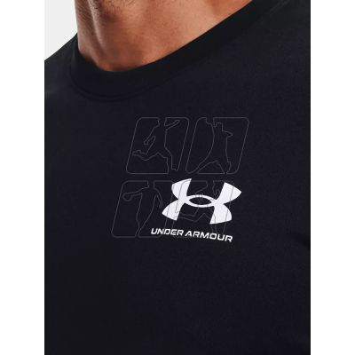 4. Under Armor M 1370404-001 sweatshirt