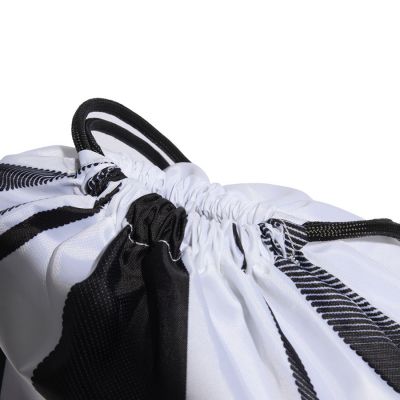 4. adidas Juventus JM8112 bag