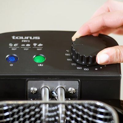 4. Taurus Air Fryer 973967000 (2000W; 3l)