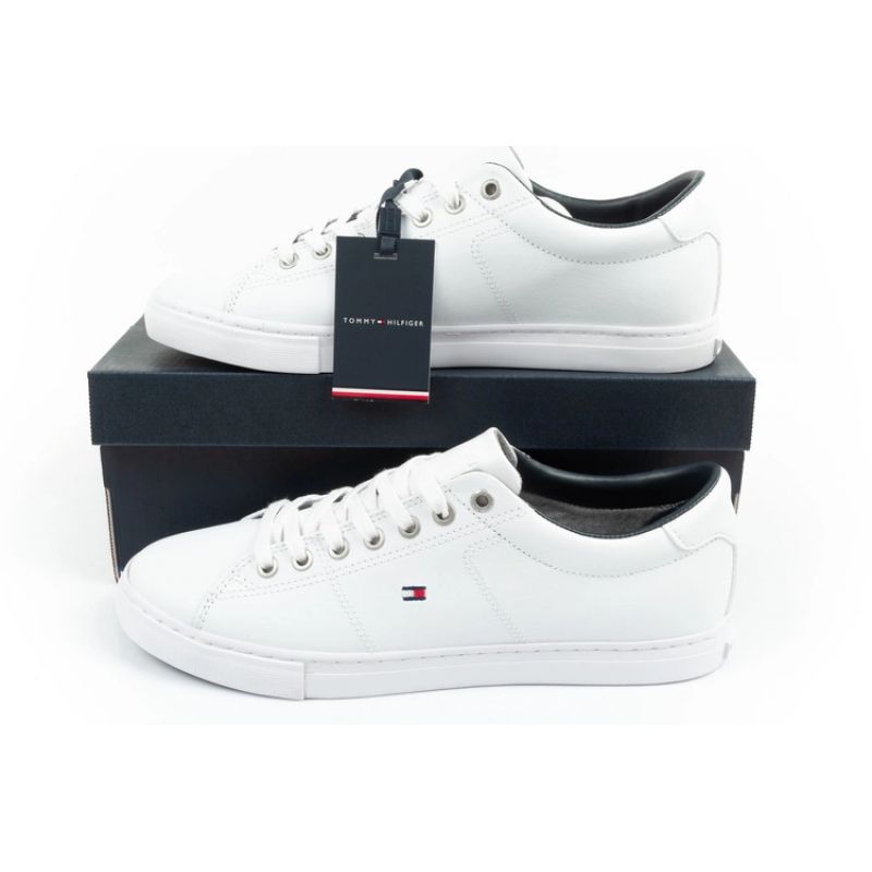 10. Tommy Hilfiger Essential M shoes FM0FM02157100