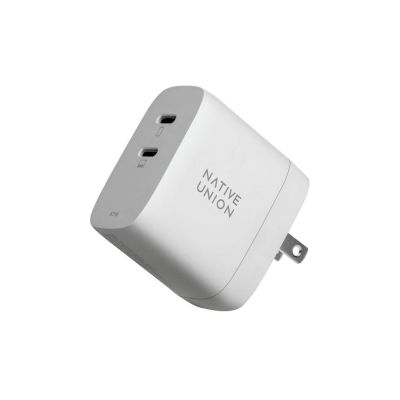 9. Native Union Fast Charger PD 67W