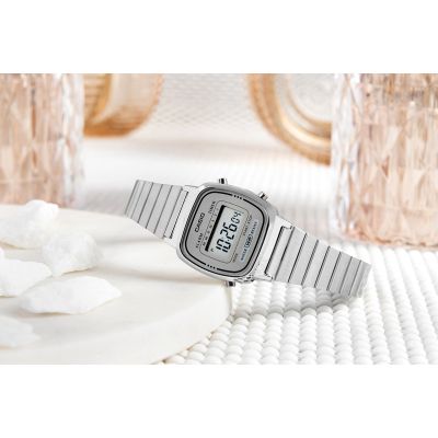 6. CASIO LA670WA-7DF Ladies' Watch + BOX
