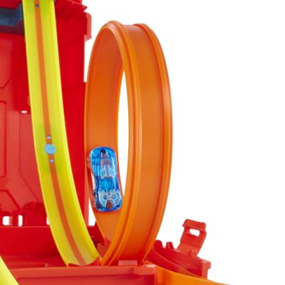 4. Hot Wheels Track Builder Unlimited Fuel Can Stunt Box