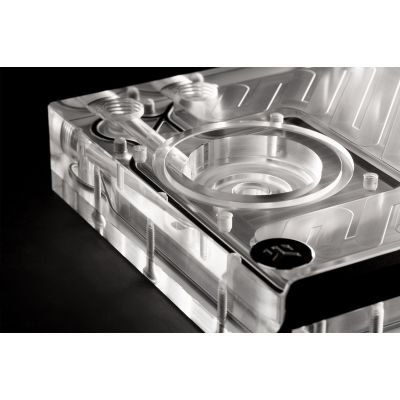 7. EK-Quantum Kinetic3 FLT D5 PWM Water Blocks Expansion Tank and Pump Combo - 240mm, D-RGB, Acrylic