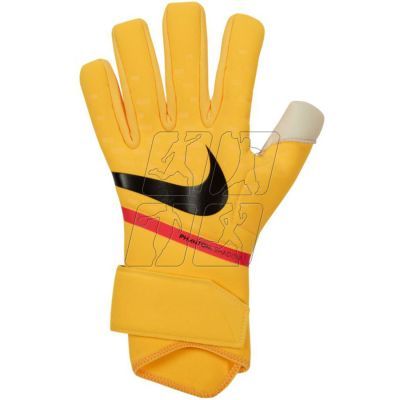 2. Nike Phantom Shadow CN6758 845 goalkeeper gloves