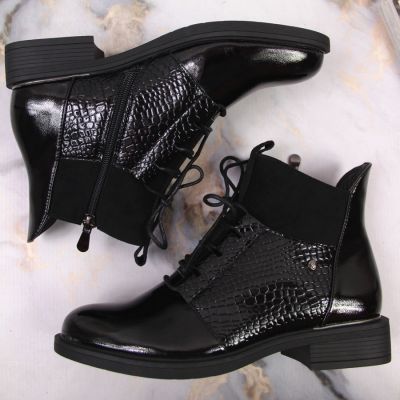 4. Vinceza W JAN135 patent leather ankle boots black 
