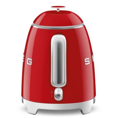 9. SMEG Kettle (KLF05RDEU) mini 0.8L red