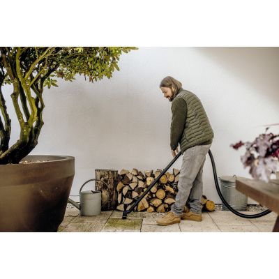 4. Kärcher WD 3 V-17/4/20 - universal vacuum cleaner