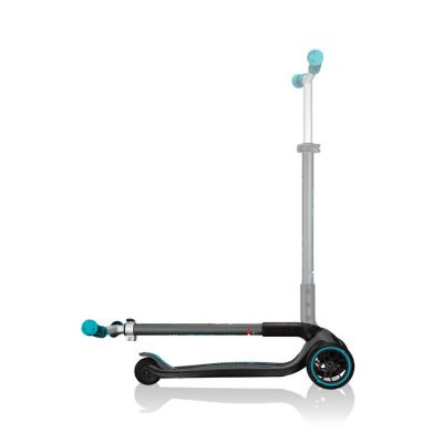 26. Globber Master Prime 3-Wheel Scooter / Black - Teal 664-105