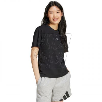 4. adidas Essentials Small Logo Cotton T-shirt W JC5943