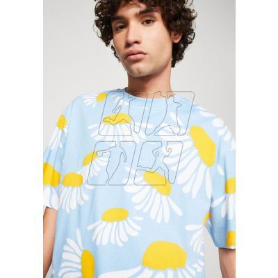 7. Karl Kani Small Signature Daisy Tee M 6037566