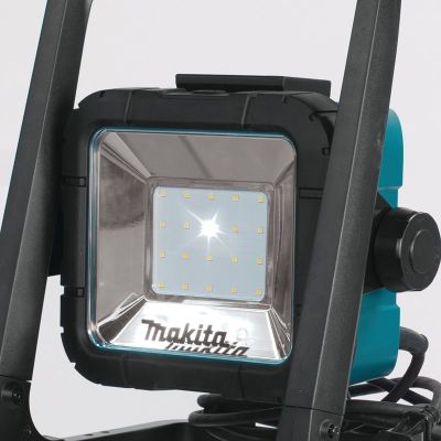 17. CONSTRUCTION LAMP 14.4/18V/230V LED DML805 MAKITA