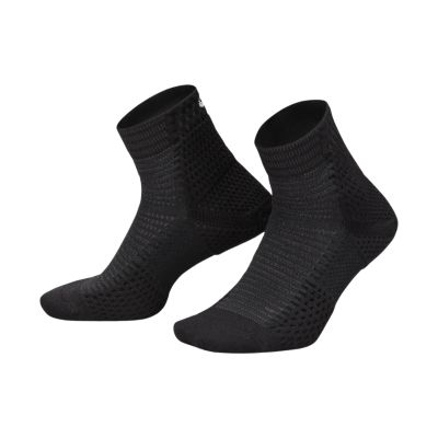 5. Nike Unicorn Socks DQ7597 010
