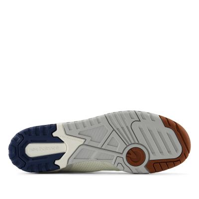 3. New Balance men's sneakers BB550ESG
