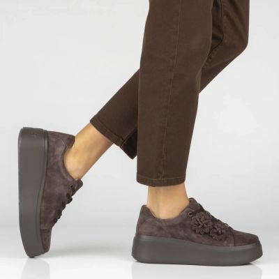 7. Women's leather sneakers on the platform, suede, brown, Filippo DP7987